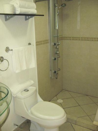 Madero Suites Coatzacoalcos Ruang foto