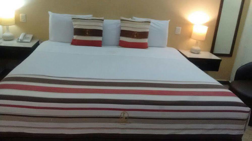 Madero Suites Coatzacoalcos Bagian luar foto